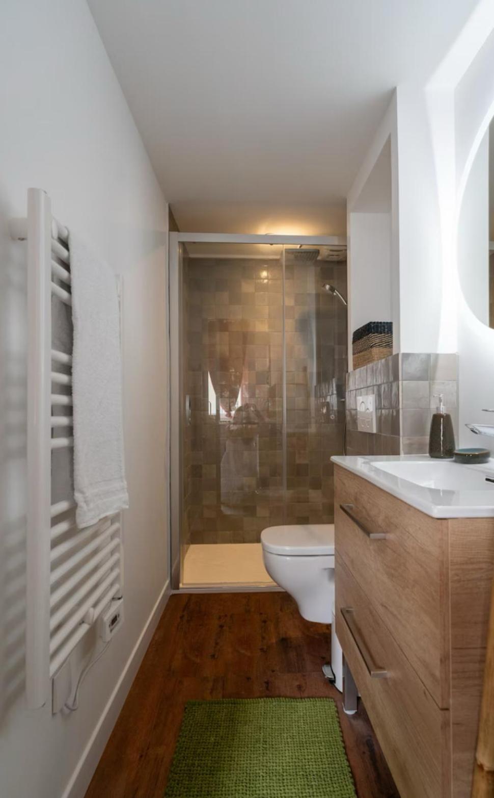 Appartement Le Grillon 2.0 *